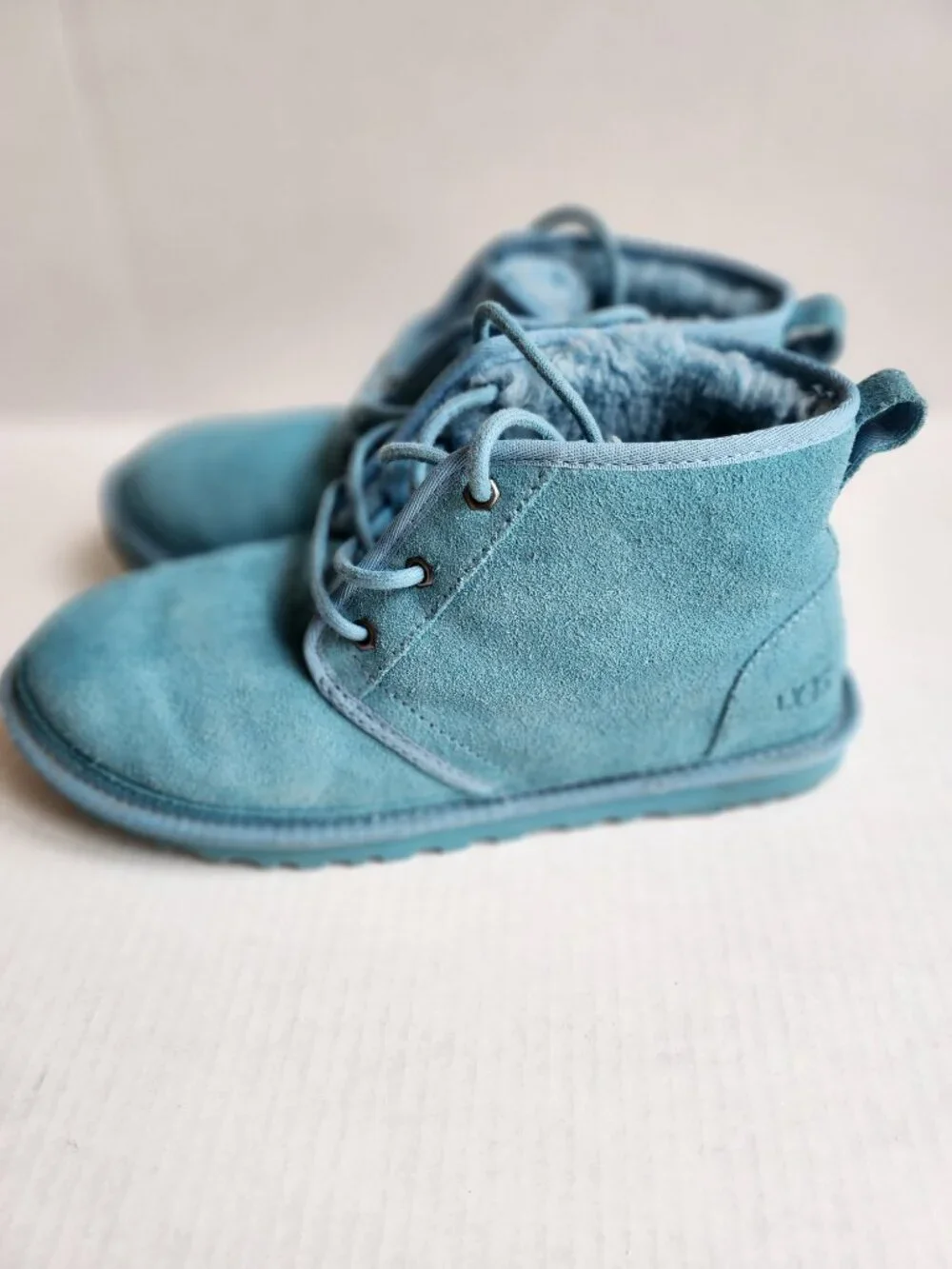 Men's UGG Neumel Suede Chukka Boots - Blue - Size 9 - Wool-Lined Ankle Boots